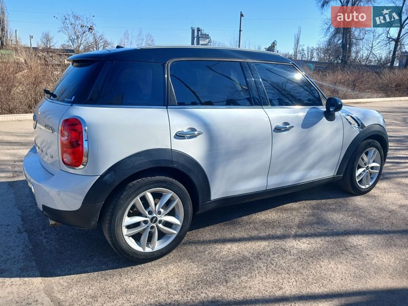 Внедорожник / Кроссовер MINI Countryman 2014 в Кривом Роге