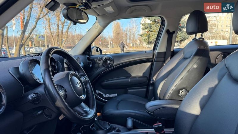 Внедорожник / Кроссовер MINI Countryman 2016 в Черкассах