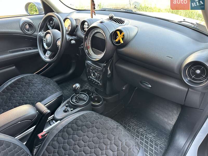 Внедорожник / Кроссовер MINI Countryman 2014 в Гайсине