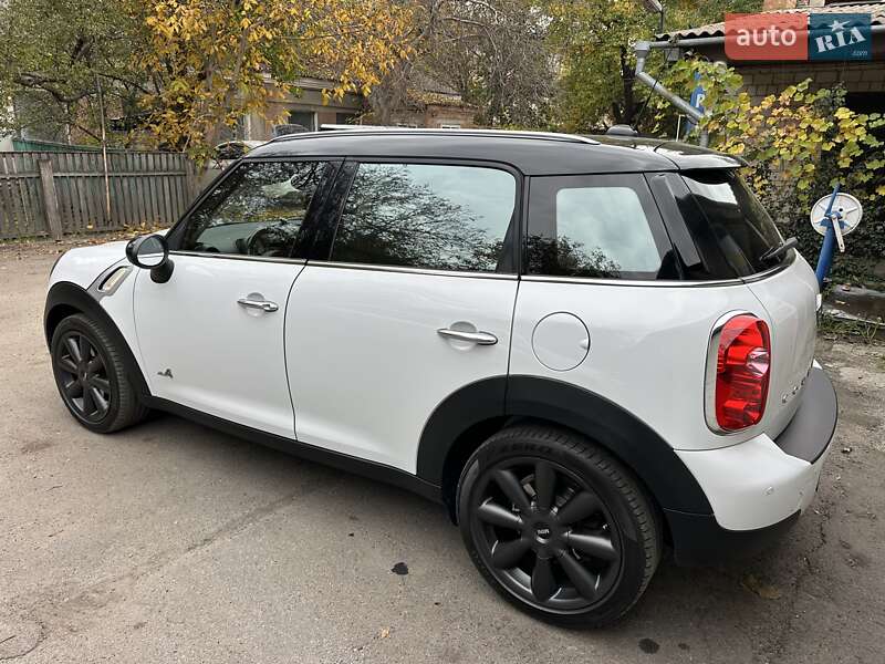 Внедорожник / Кроссовер MINI Countryman 2014 в Гайсине