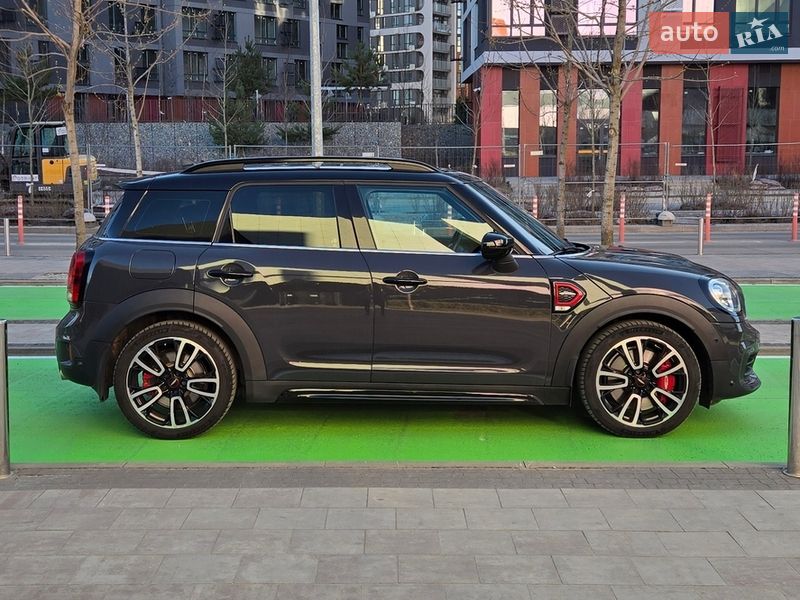 Хэтчбек MINI Countryman 2020 в Киеве