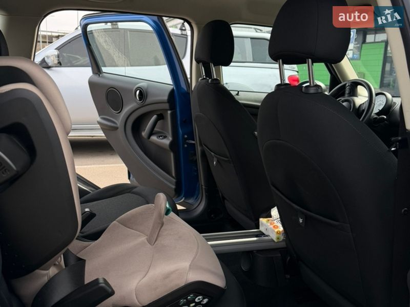 Позашляховик / Кросовер MINI Countryman 2011 в Києві фото 10 Позашляховик / Кросовер MINI Countryman 2011 в Києві