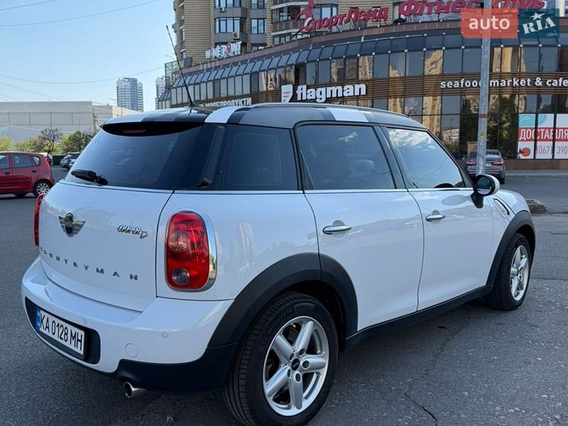 Внедорожник / Кроссовер MINI Countryman 2014 в Киеве