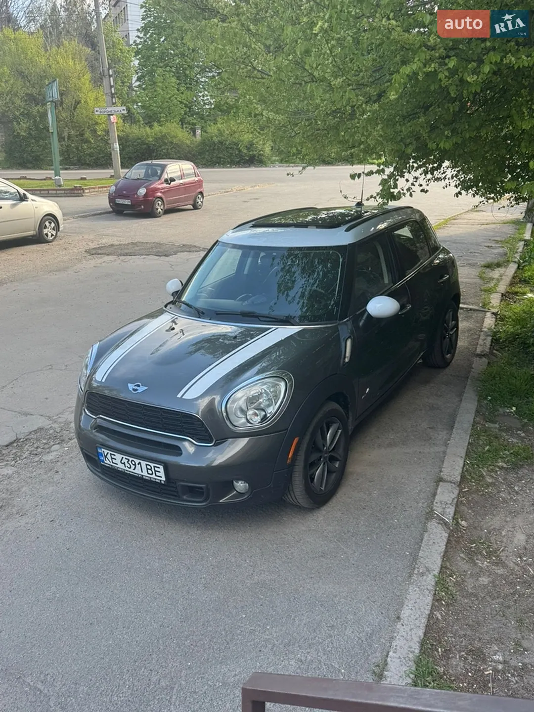 MINI Countryman 2013 VIN WMWZC5C52EWP35518 фото оголошення 2 з 6