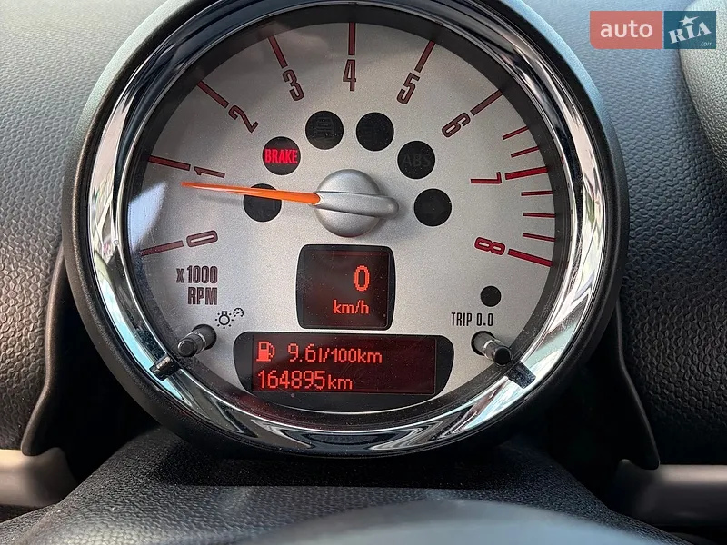 MINI Countryman 2010 VIN WMWZB3C50BWH95030 фото оголошення 24 з 68