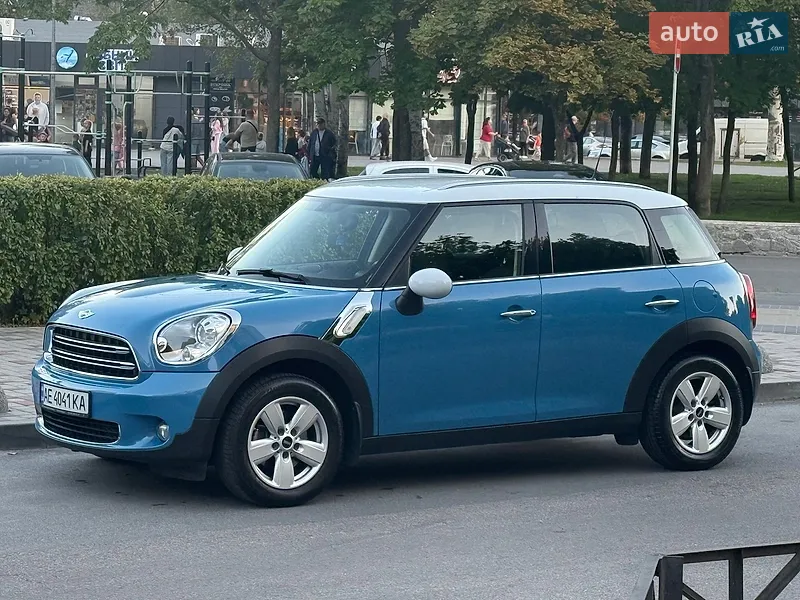 MINI Countryman 2016