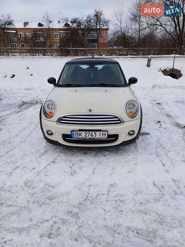 MINI Coupe 2012