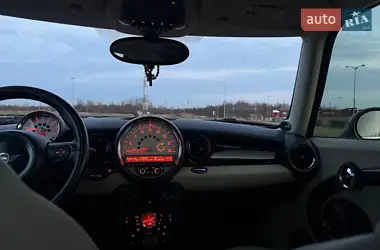MINI Coupe 2011