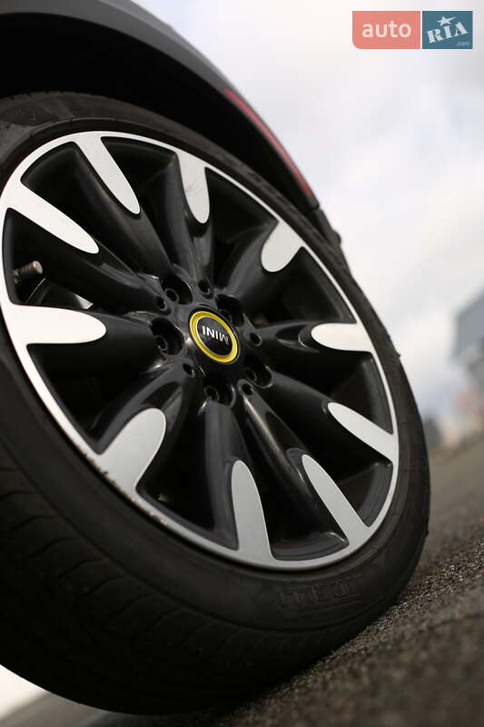 Хэтчбек MINI Electric 2021 в Киеве