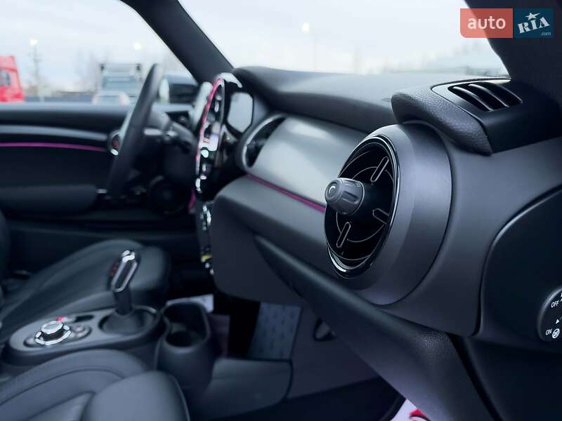 Хэтчбек MINI Electric 2022 в Луцке