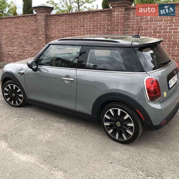 Хэтчбек MINI Electric 2022 в Киеве
