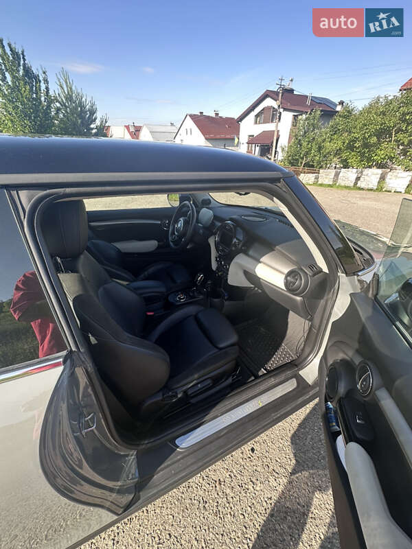 Хэтчбек MINI Electric 2020 в Львове фото 6 Хэтчбек MINI Electric 2020 в Львове