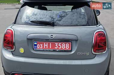 Хэтчбек MINI Electric 2021 в 