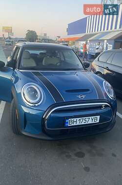 Хэтчбек MINI Electric 2022 в 