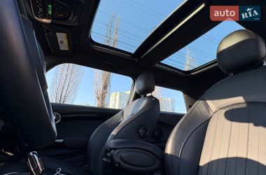 Хэтчбек MINI Electric 2020 в Киеве