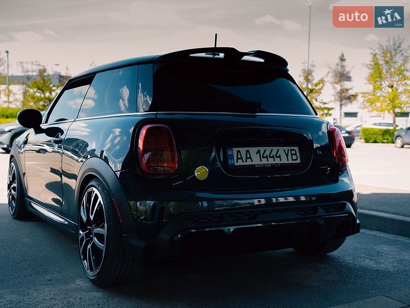 Хетчбек MINI Electric 2021 в Києві