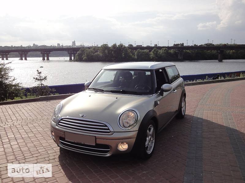 Хетчбек MINI Hatch 2008 в Києві