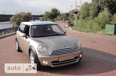 Хэтчбек MINI Hatch 2008 в 