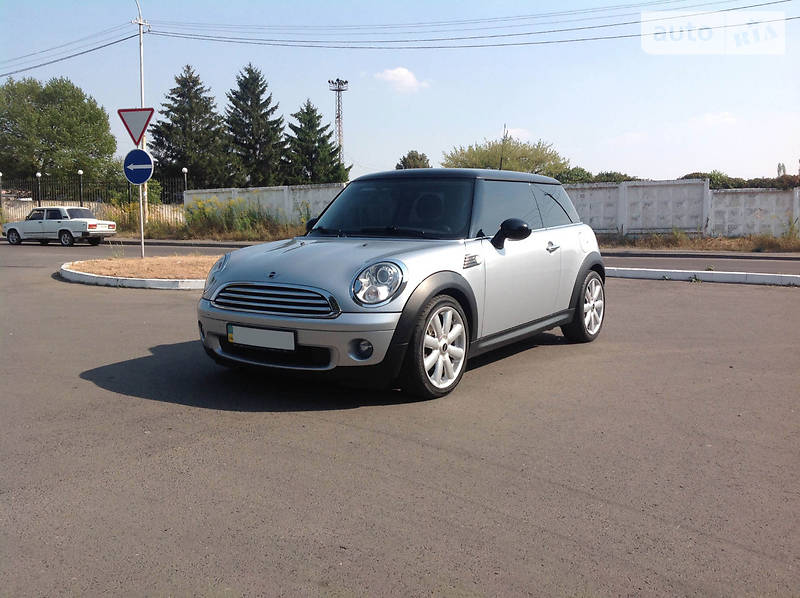  MINI Hatch 2008 в 