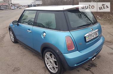 Хэтчбек MINI Hatch 2004 в Киеве