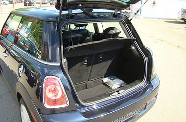 Хэтчбек MINI Hatch 2013 в Киеве