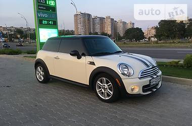 MINI Hatch 2011