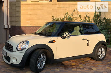 MINI Hatch 2012