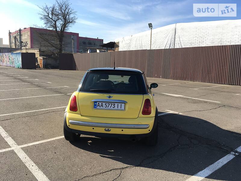 Хетчбек MINI Hatch 2003 в Києві