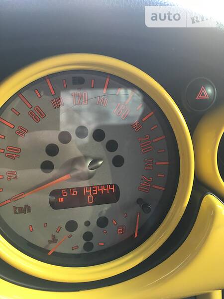 Хетчбек MINI Hatch 2003 в Києві