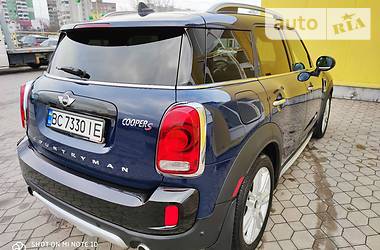 Хетчбек MINI Hatch 2018 в 