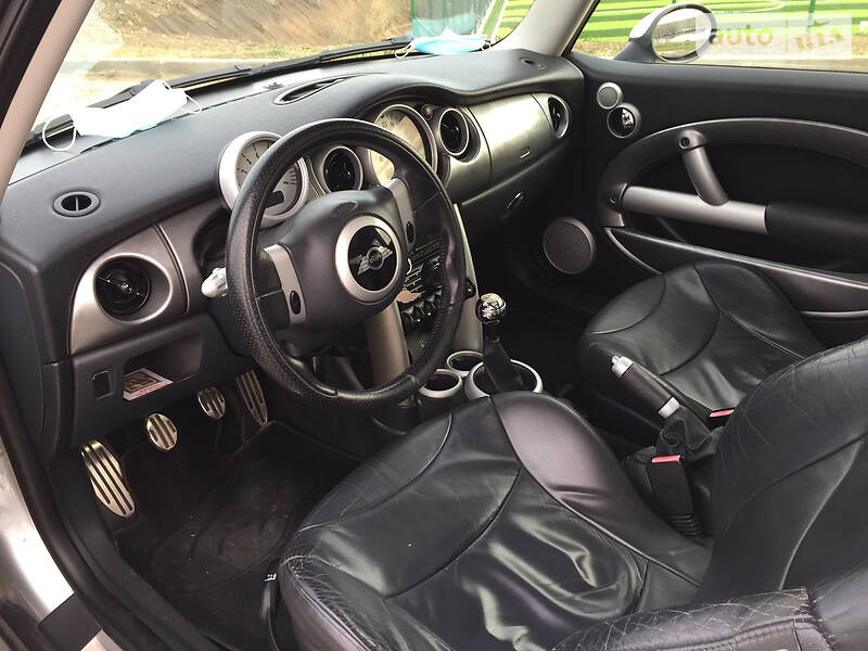 Универсал MINI Hatch 2003 в Черновцах фото 8 Универсал MINI Hatch 2003 в Черновцах