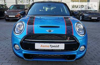 Хетчбек MINI Hatch 2018 в 