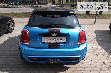 Хетчбек MINI Hatch 2018 в 