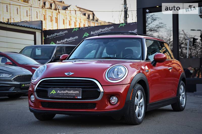 Хетчбек MINI Hatch 2015 в Києві фото 4 Хетчбек MINI Hatch 2015 в Києві