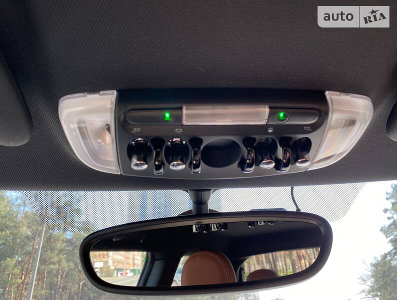 Хетчбек MINI Hatch 2018 в Києві