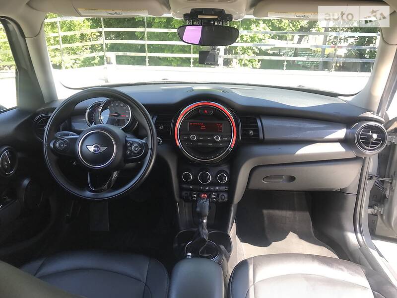 Хэтчбек MINI Hatch 2014 в Киеве