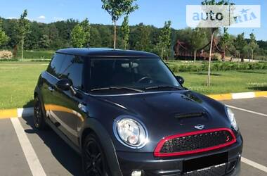 Хэтчбек MINI Hatch 2012 в Киеве