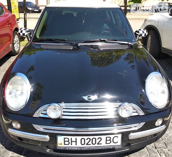 Хэтчбек MINI Hatch 2004 в Одессе