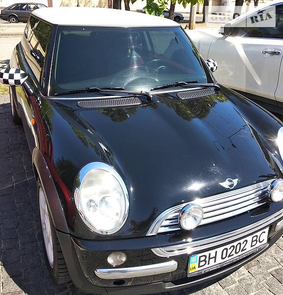 Хэтчбек MINI Hatch 2004 в Одессе