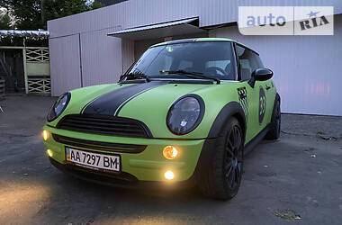 Хэтчбек MINI Hatch 2002 в Киеве