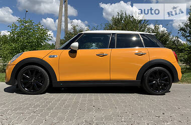 Хэтчбек MINI Hatch 2014 в Львове