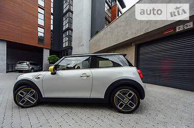 Хетчбек MINI Hatch 2020 в 
