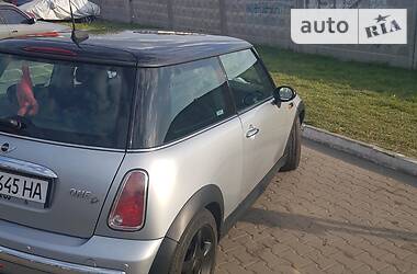 Хэтчбек MINI Hatch 2005 в Киеве