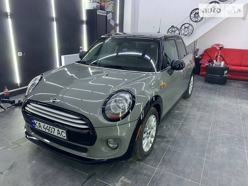 Хэтчбек MINI Hatch 2014 в Киеве