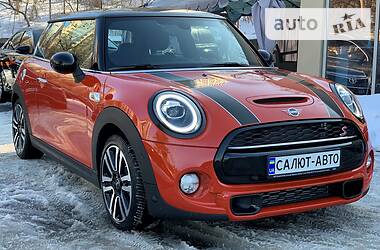 MINI Hatch 2019