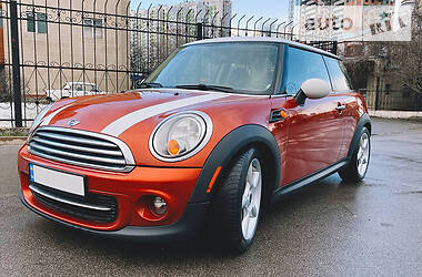 Хэтчбек MINI Hatch 2011 в 