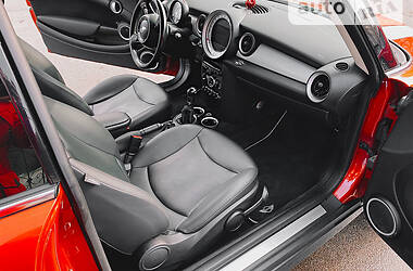 Хэтчбек MINI Hatch 2011 в 