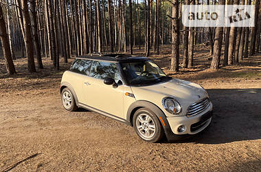 MINI Hatch 2012