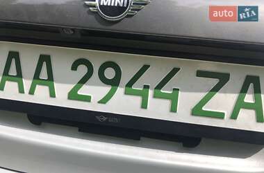 Хэтчбек MINI Hatch 2020 в Киеве
