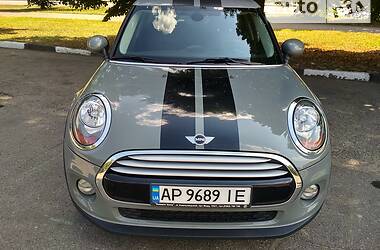 Хетчбек MINI Hatch 2015 в Запоріжжі